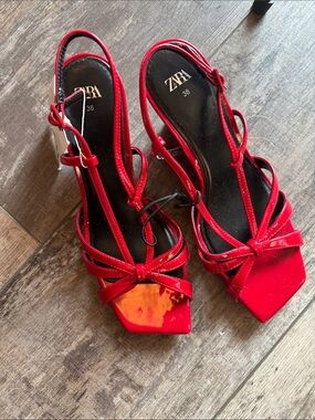 ZARA Red Patent Strappy Knot Heels size 38